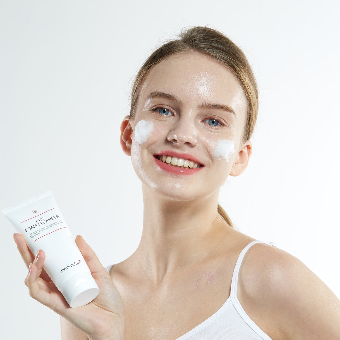 Medicube Red Foam Cleanser 120ml